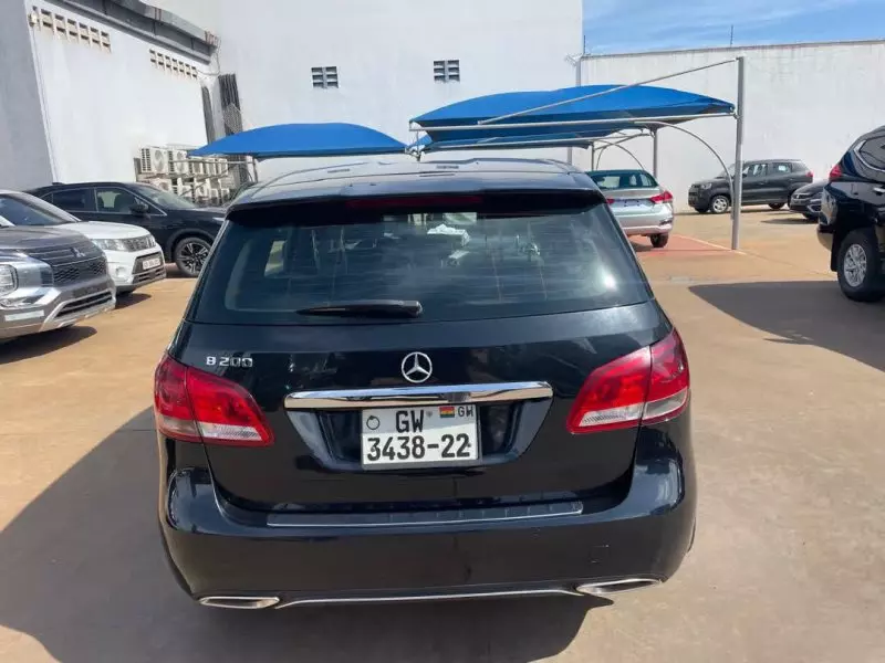 Mercedes-Benz B 200   - 2017