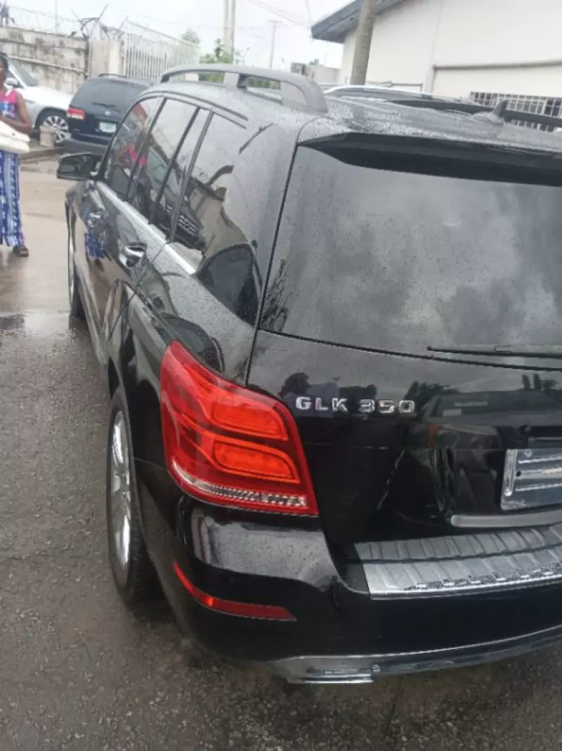 Mercedes-Benz GLK 350   - 2012