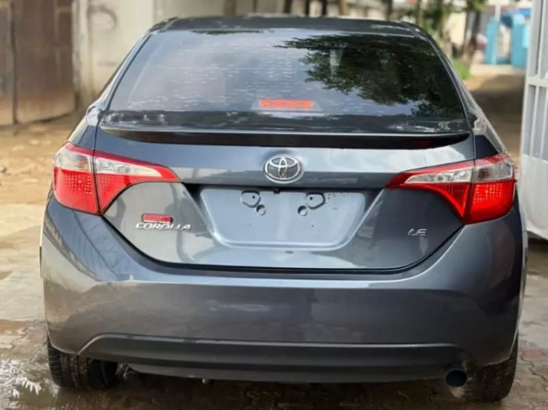 Toyota Corolla   - 2016