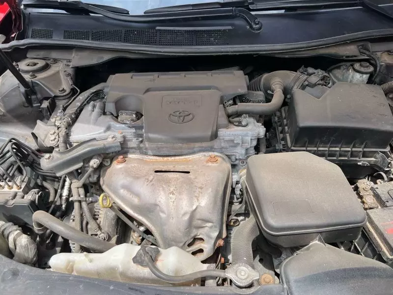 Toyota Camry   - 2013