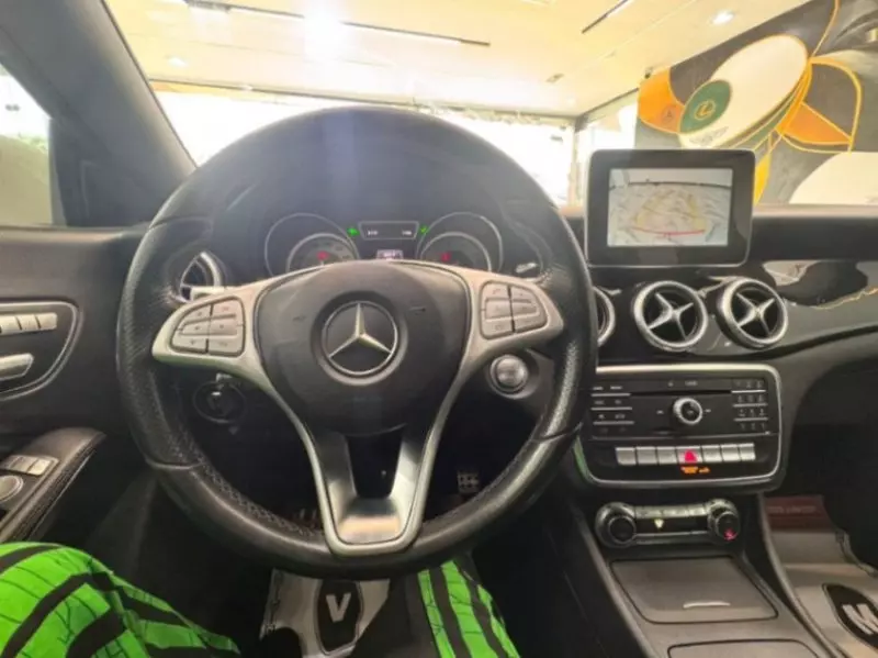 Mercedes-Benz CLA 250