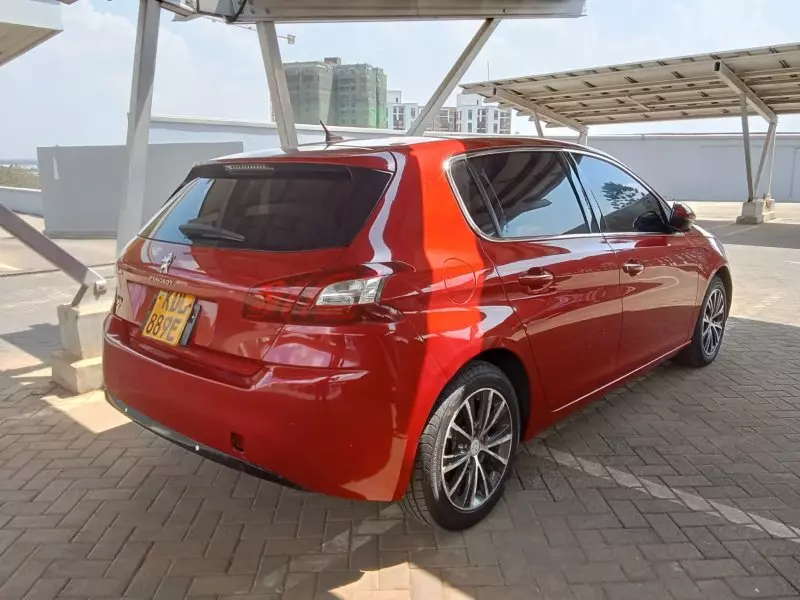 Peugeot 308   - 2015