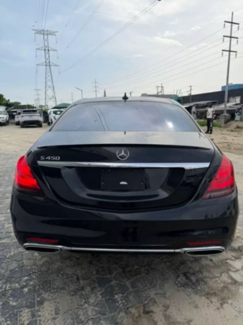 Mercedes-Benz S 450