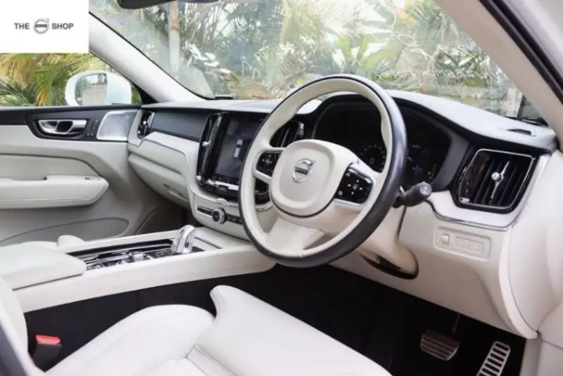 Volvo XC60   - 2018