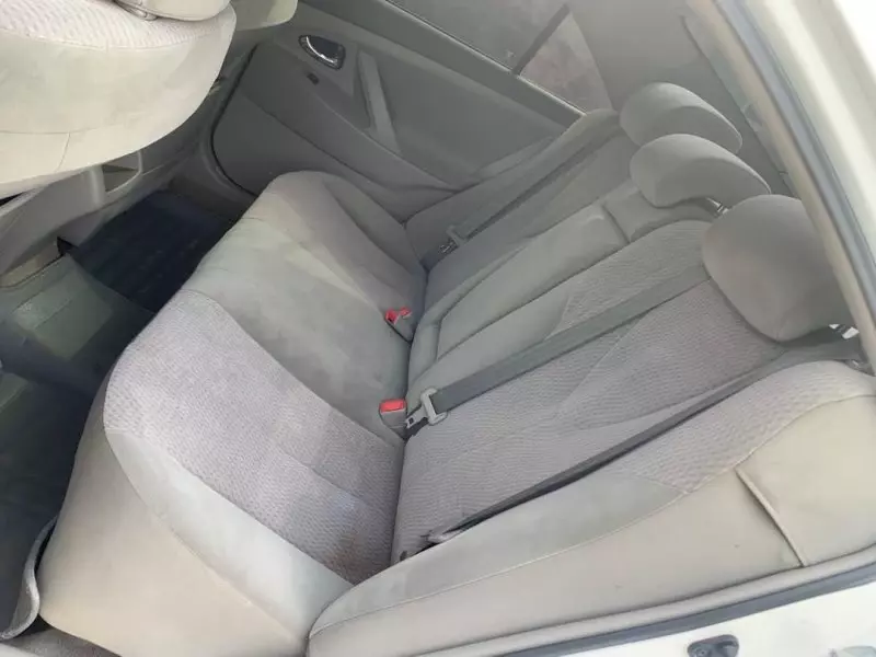 Toyota Camry   - 2010
