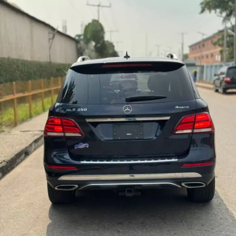 Mercedes-Benz GLE-Class