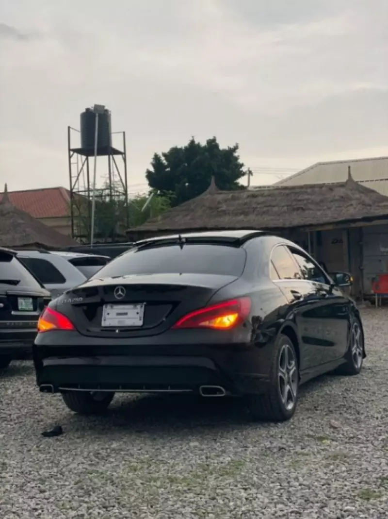 Mercedes-Benz CLA 250   - 2015