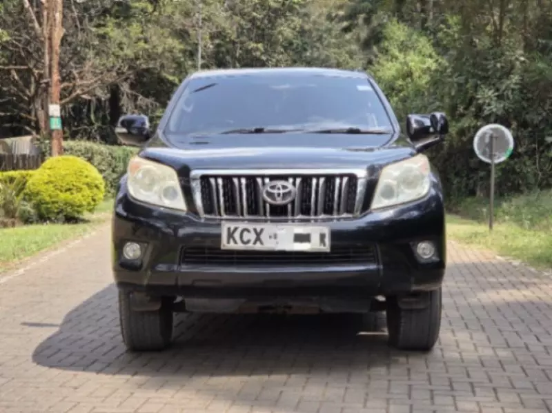 Toyota Land Cruiser Prado   - 2012