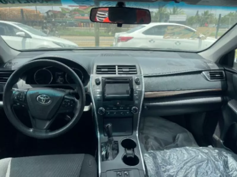 Toyota Camry   - 2015