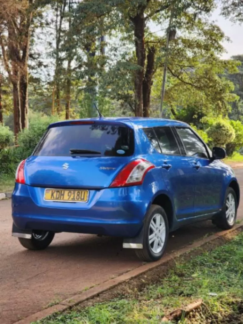 SUZUKI swift   - 2015