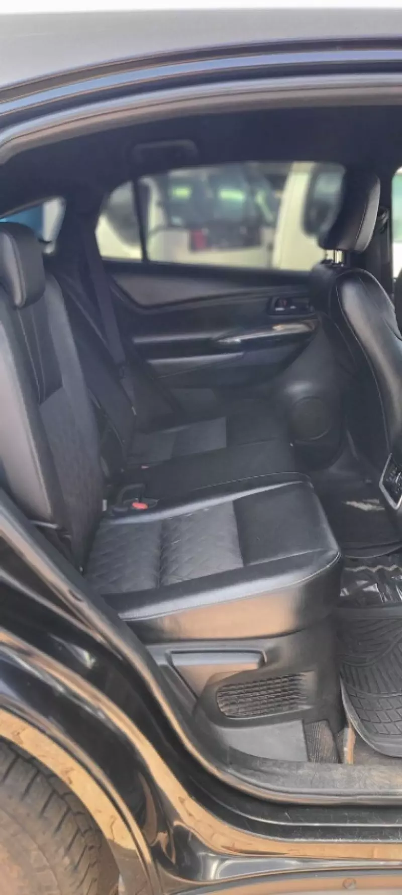 Toyota Harrier   - 2014