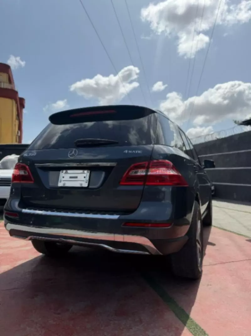 Mercedes-Benz ML-Class   - 2014