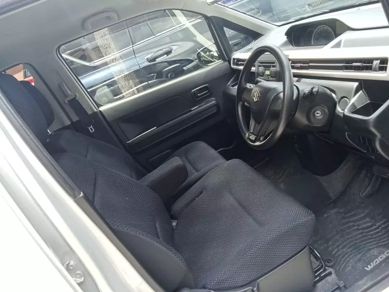 SUZUKI Wagon R   - 2019