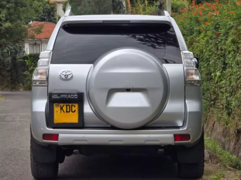 Toyota Land Cruiser   - 2014