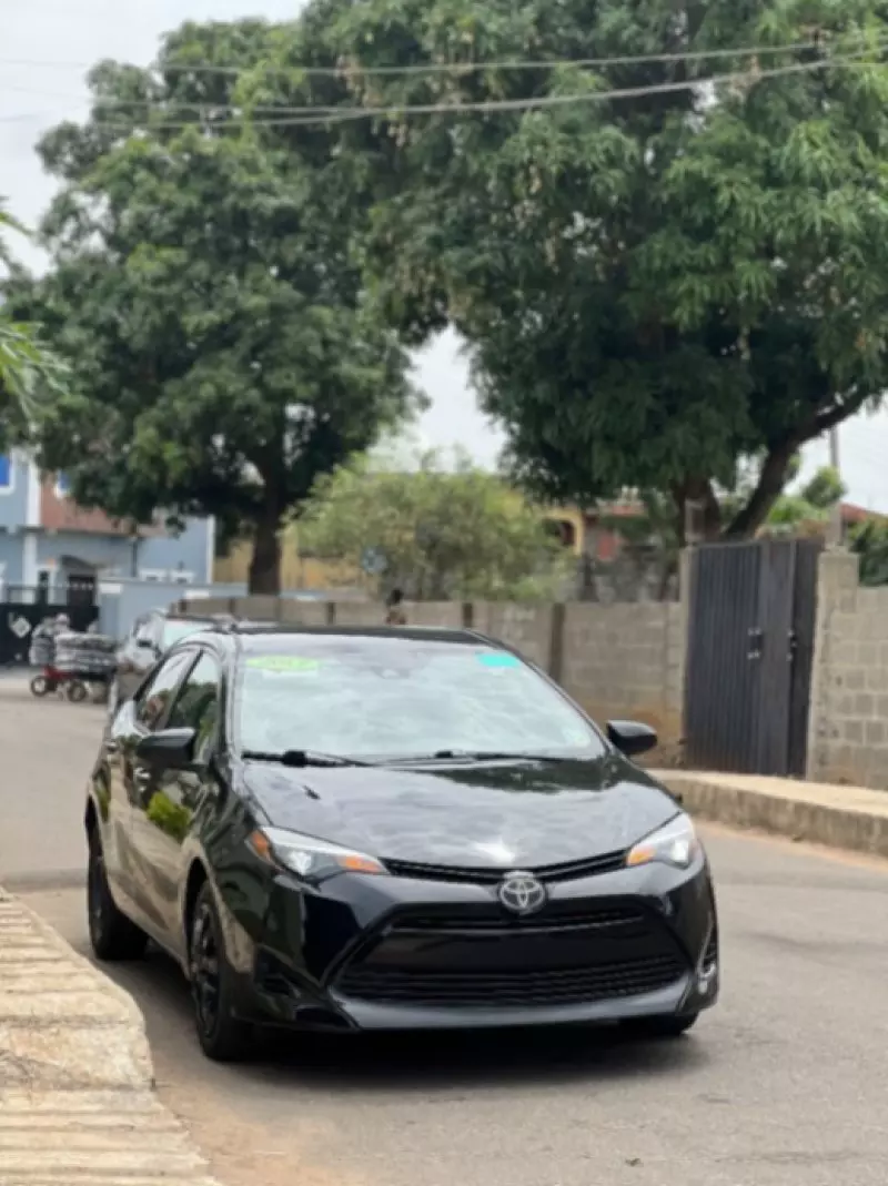 Toyota Corolla   - 2017