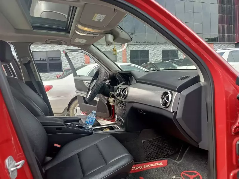 Mercedes-Benz GLK 350   - 2014