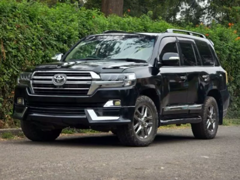 Toyota Landcruiser  V8   - 2008