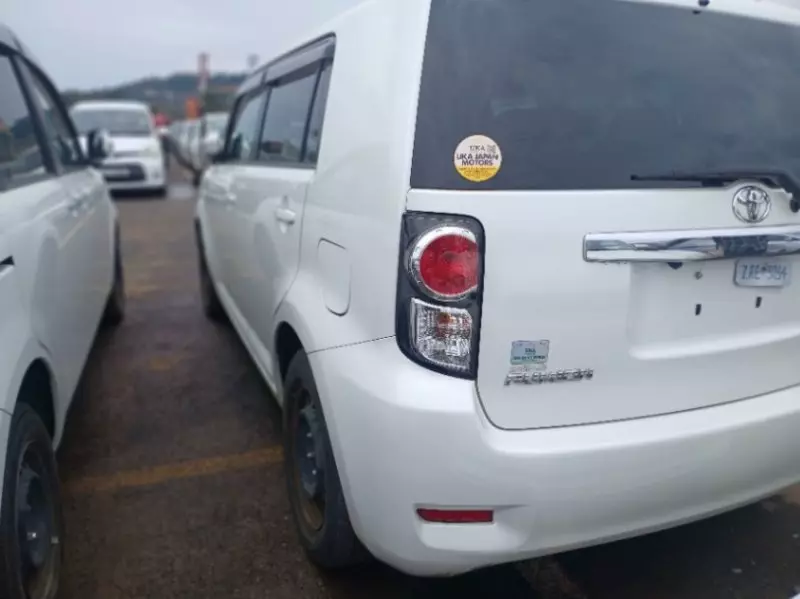 Toyota Rumion   - 2012