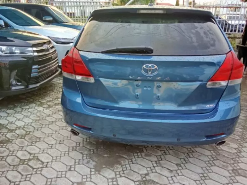 Toyota Venza   - 2010