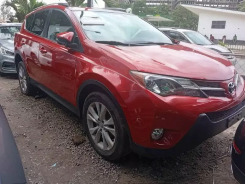 Toyota RAV 4   - 2016