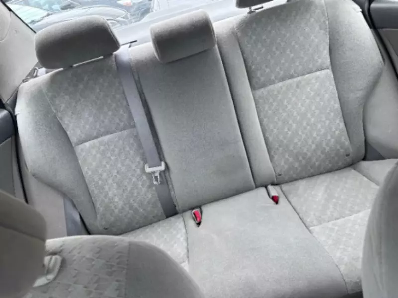 Toyota corolla   - 2010