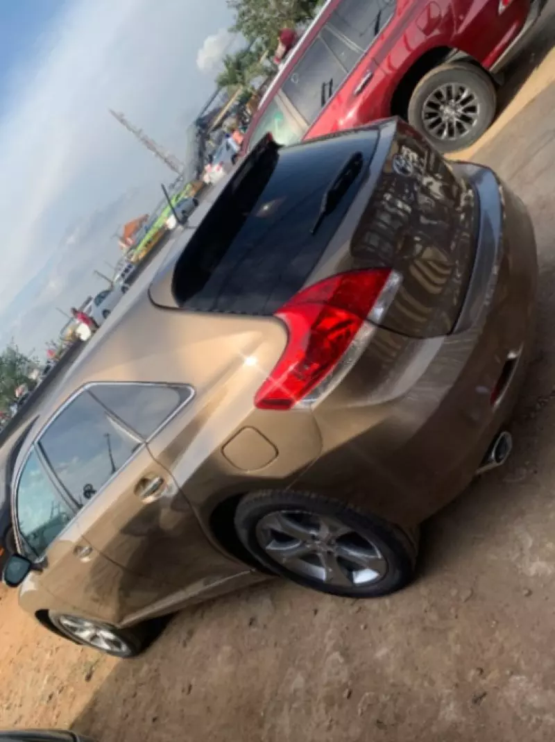 Toyota Venza   - 2010