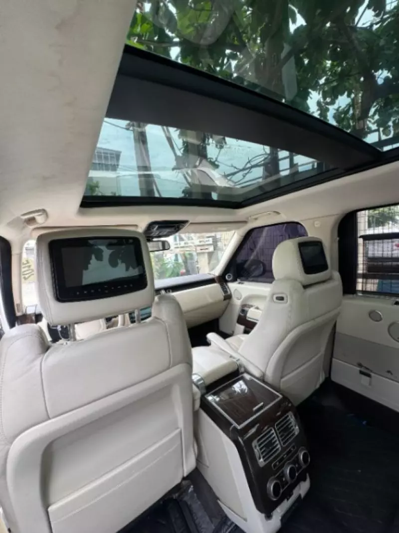 RANGE ROVER HSE LR4   - 2015