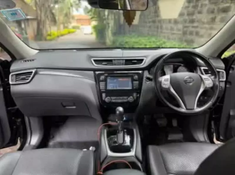 Nissan X-Trail   - 2017