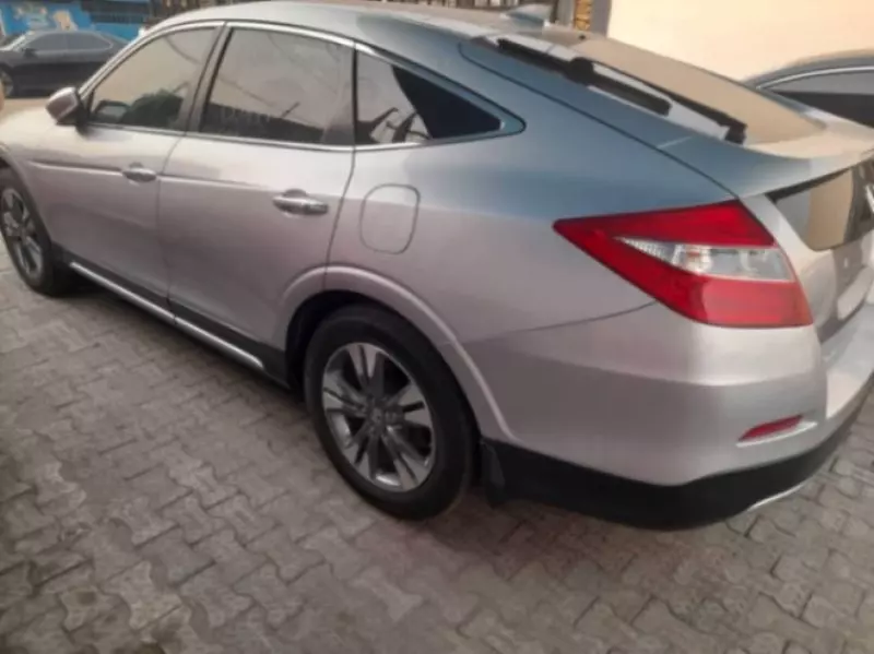 Honda Accord Crosstour   - 2013