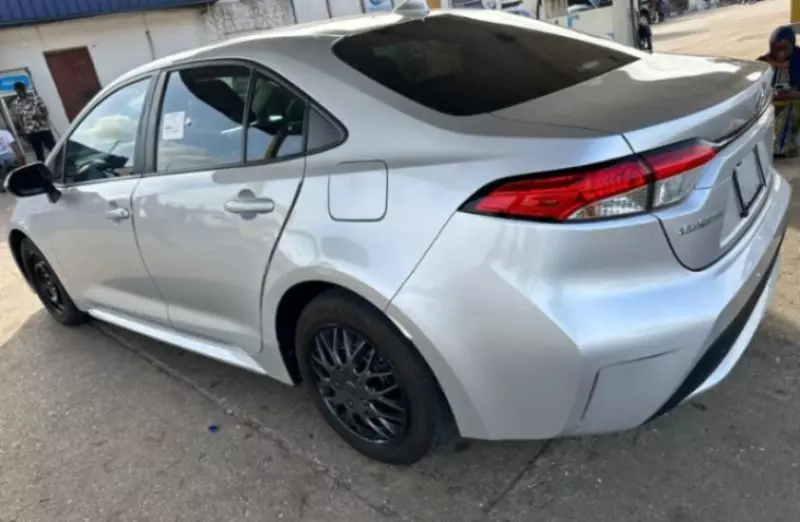 Toyota Corolla   - 2021