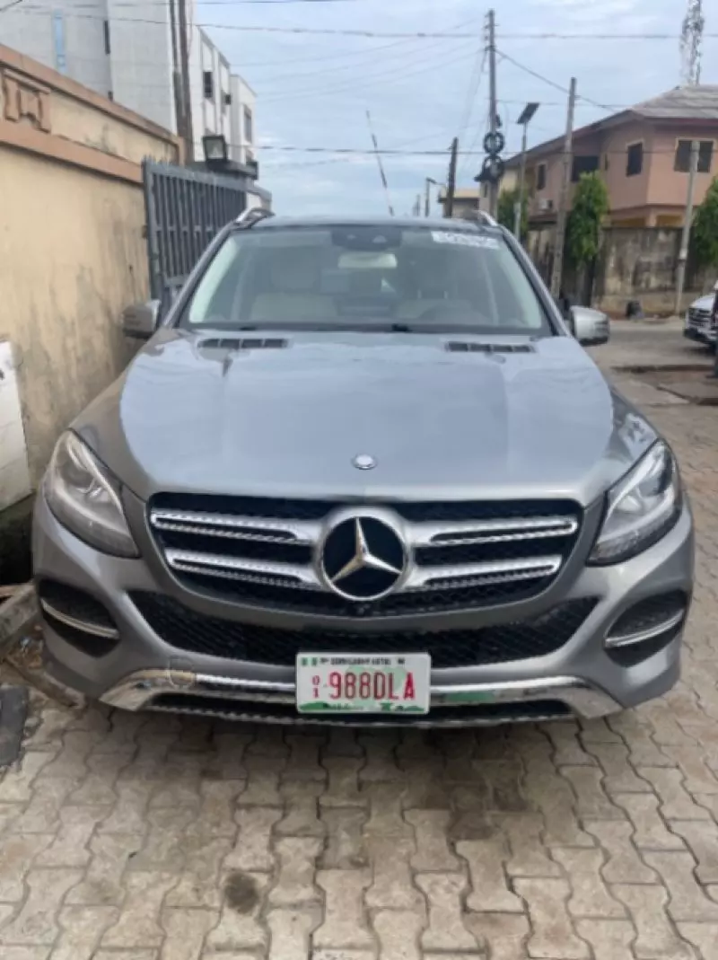 Mercedes-Benz GLE 350   - 2016