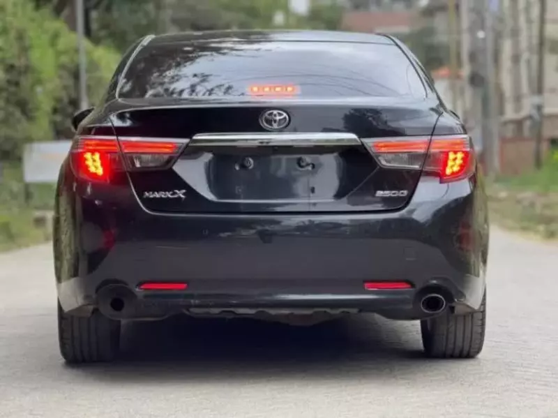 Toyota Mark X   - 2018