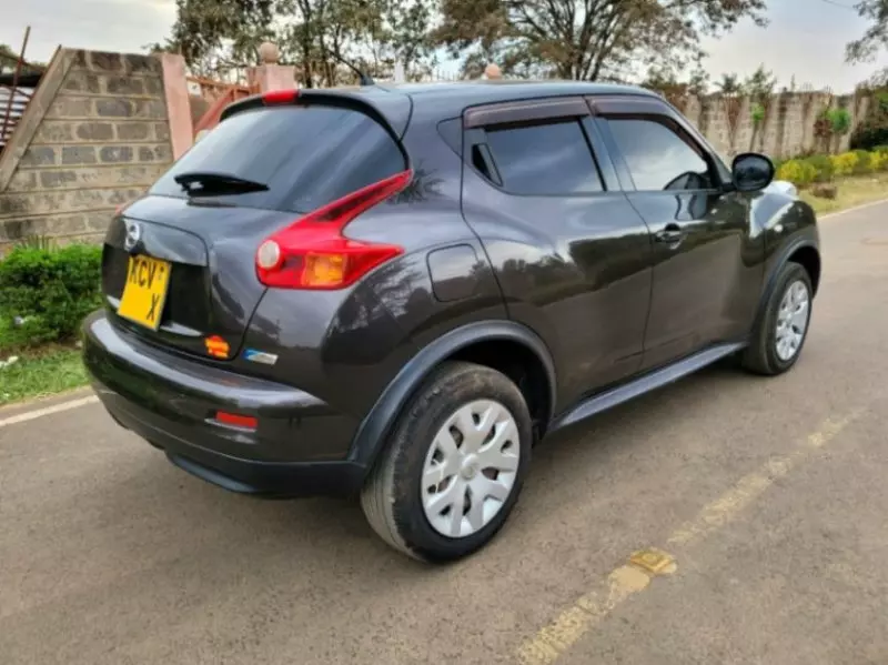 Nissan Juke   - 2011