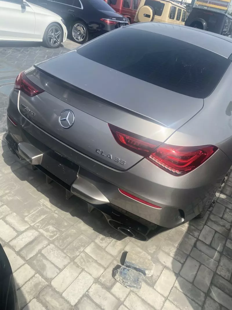Mercedes-Benz CLA 35 AMG   - 2021