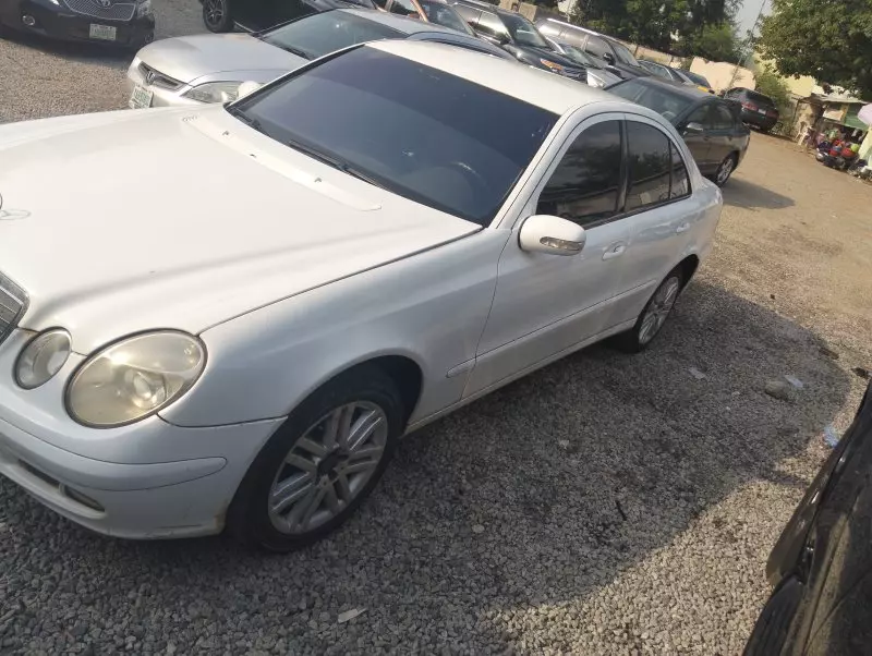 Mercedes-Benz E 350   - 2006