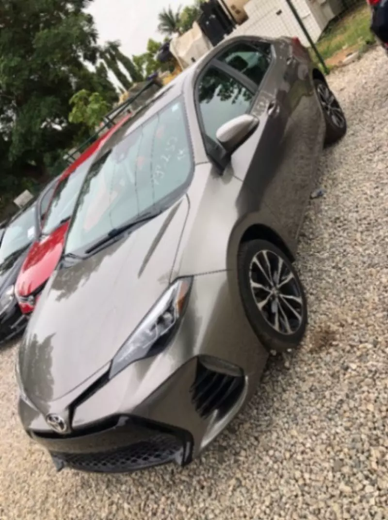 Toyota Corolla   - 2017