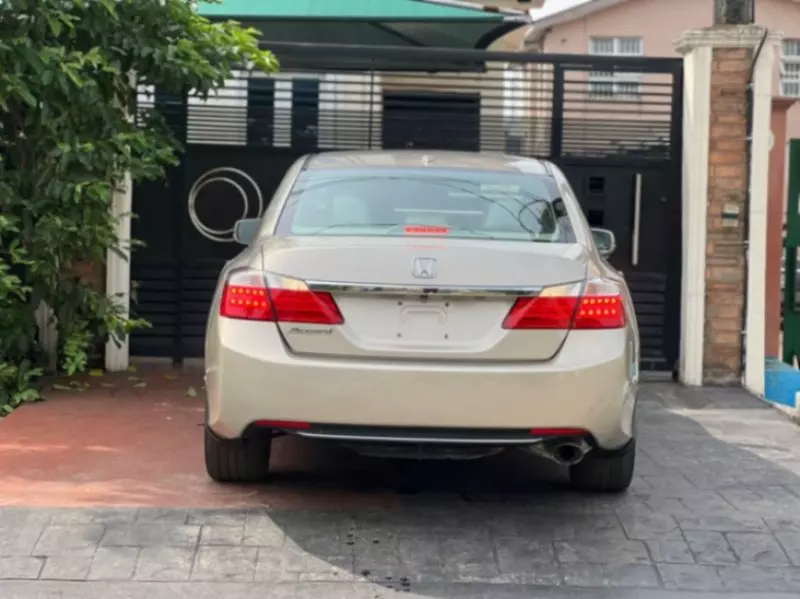 Honda Accord   - 2013