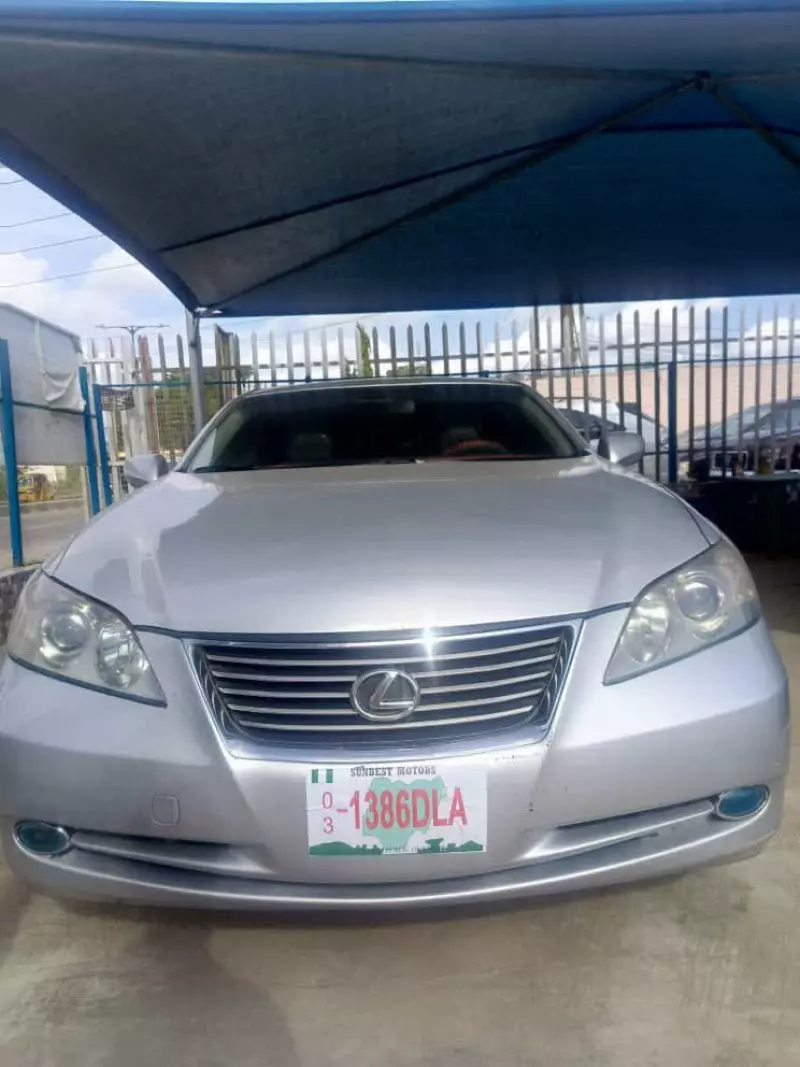 Lexus ES 350   - 2009