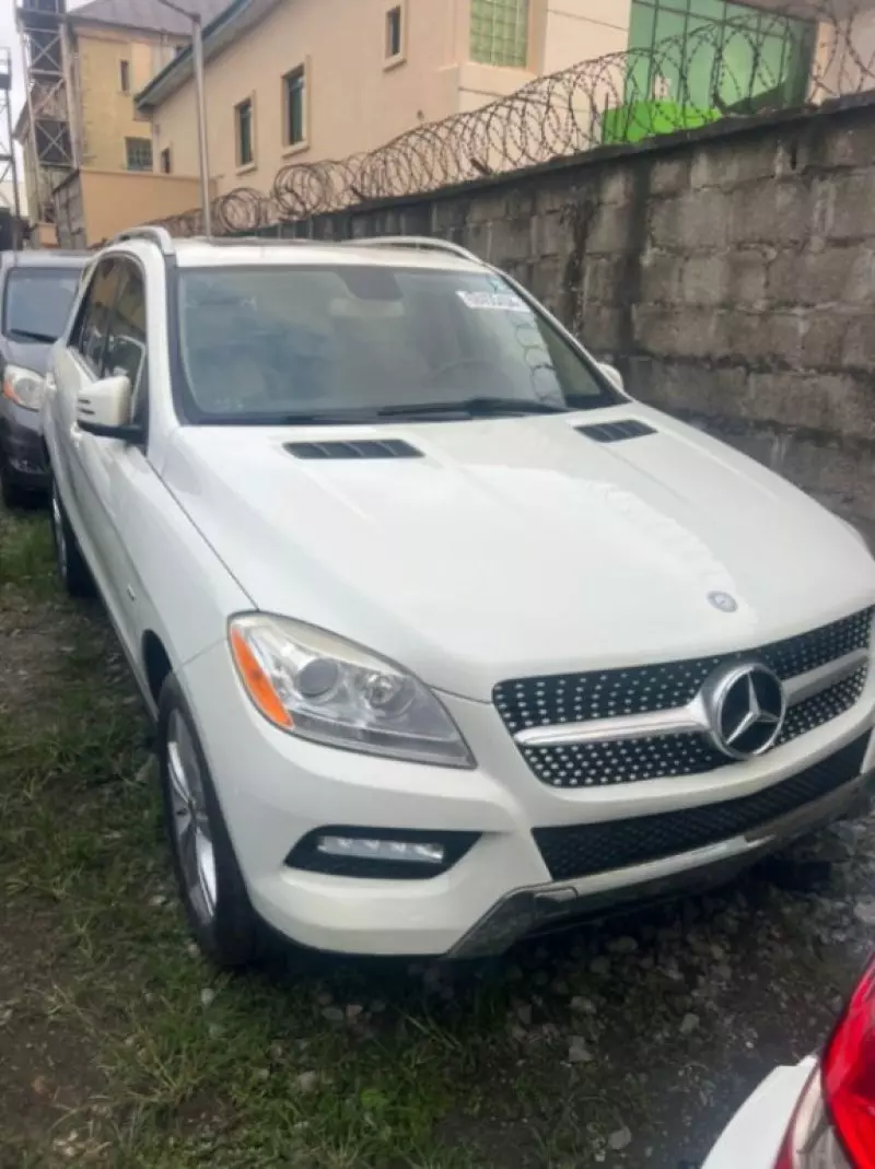 Mercedes-Benz Ml-class   - 2012