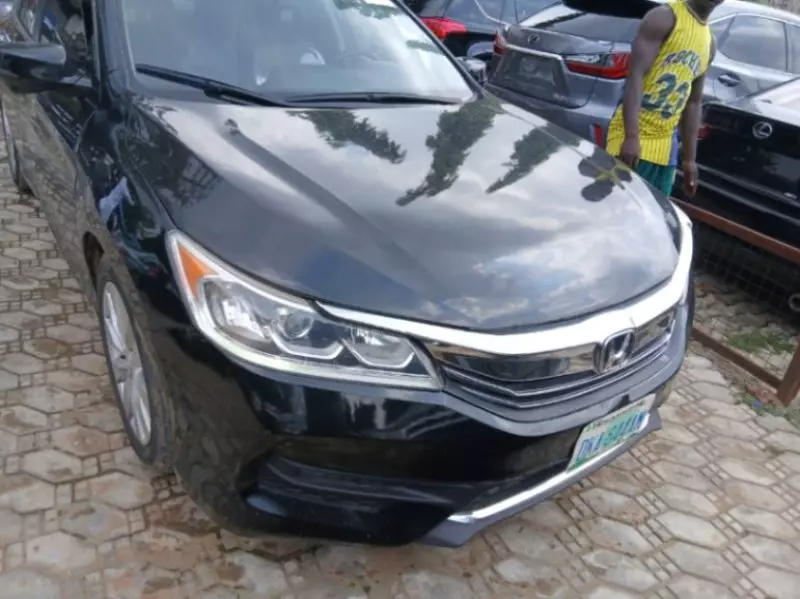 Honda Accord   - 2014