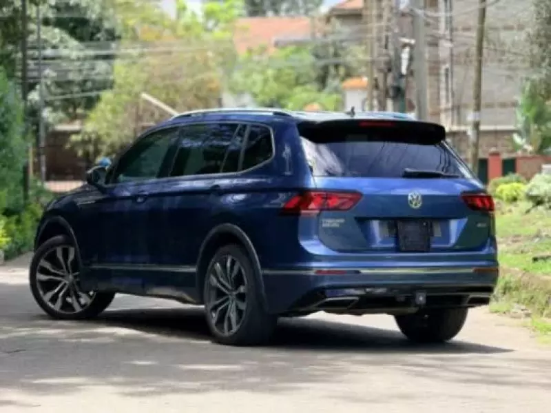 Volkswagen Tiguan   - 2019