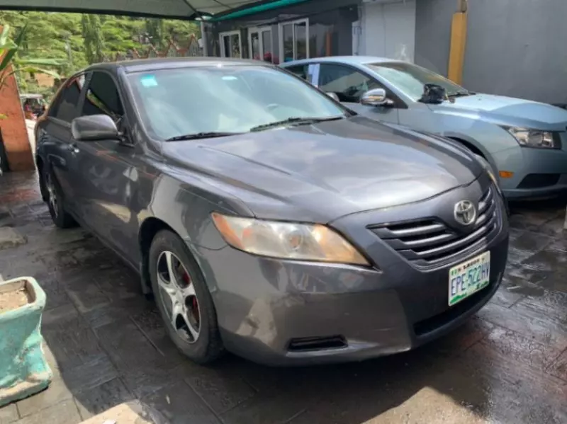 Toyota Camry   - 2007