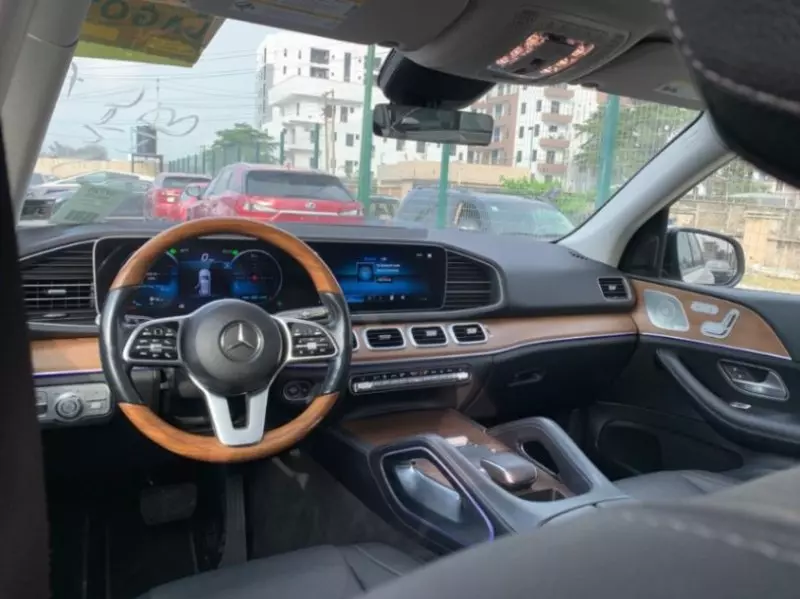 Mercedes-Benz GLE-Class