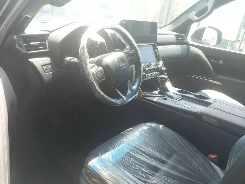 Lexus LX 600   - 2022