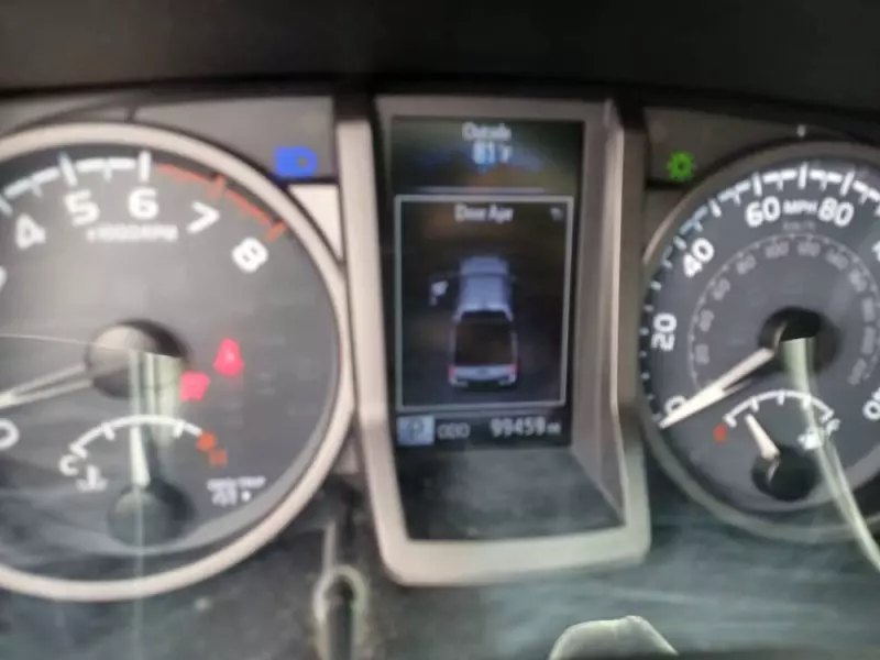 Toyota Tacoma   - 2017