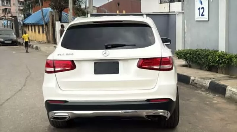 Mercedes-Benz GLC 300