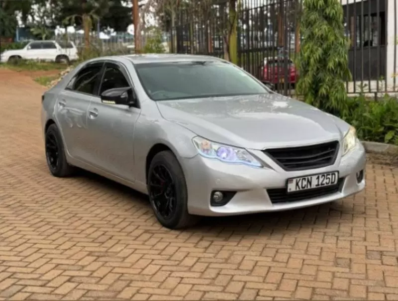 Toyota Mark X   - 2015