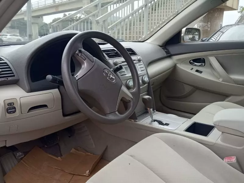 Toyota Camry   - 2008