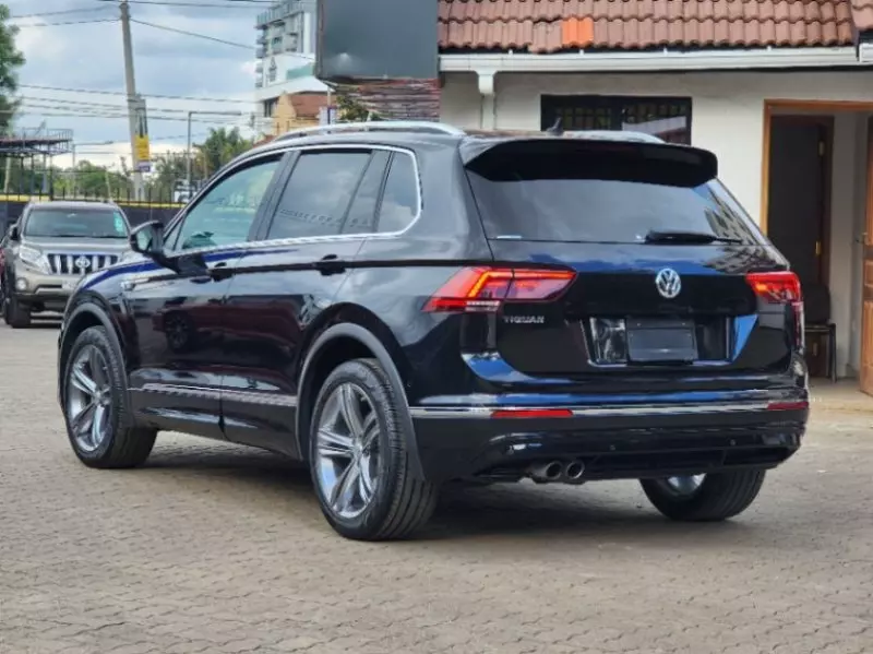 Volkswagen Tiguan   - 2018