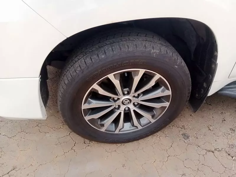 Toyota Landcruiser Prado   - 2017